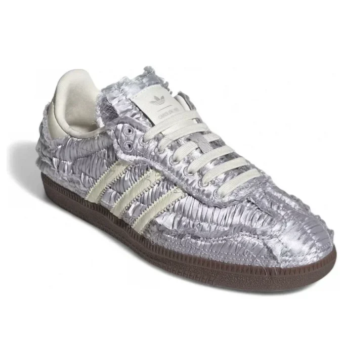 Adidas X Caroline Hu Samba OG „Satin Silver Metallic”